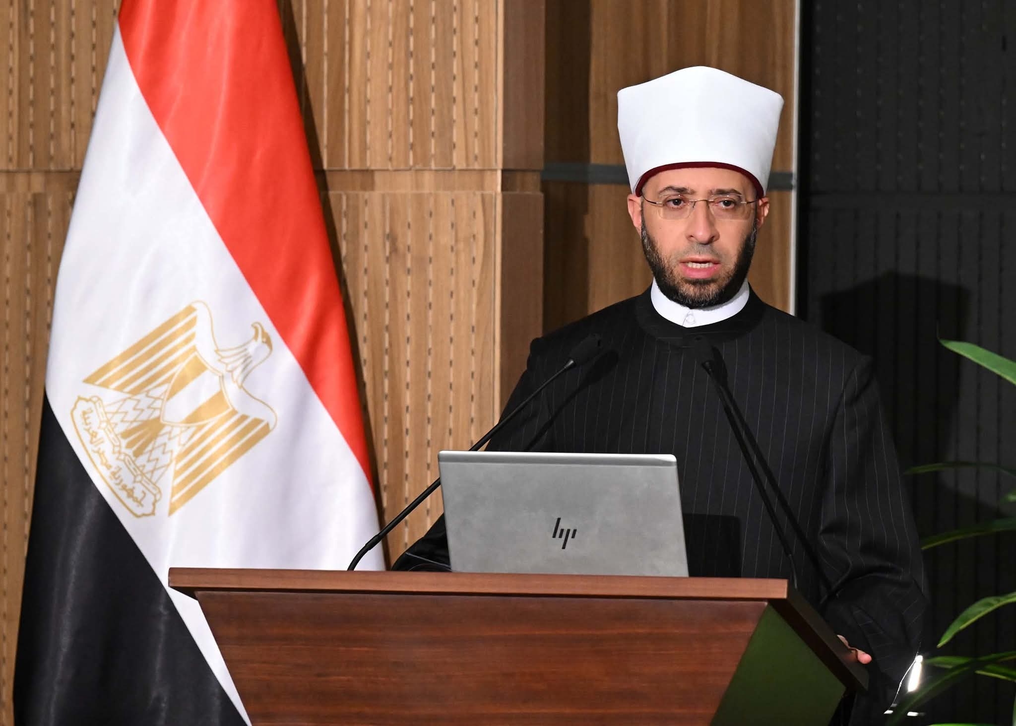 وزير الأوقاف يطلق منصة الوزارة الرقمية الجديدة
