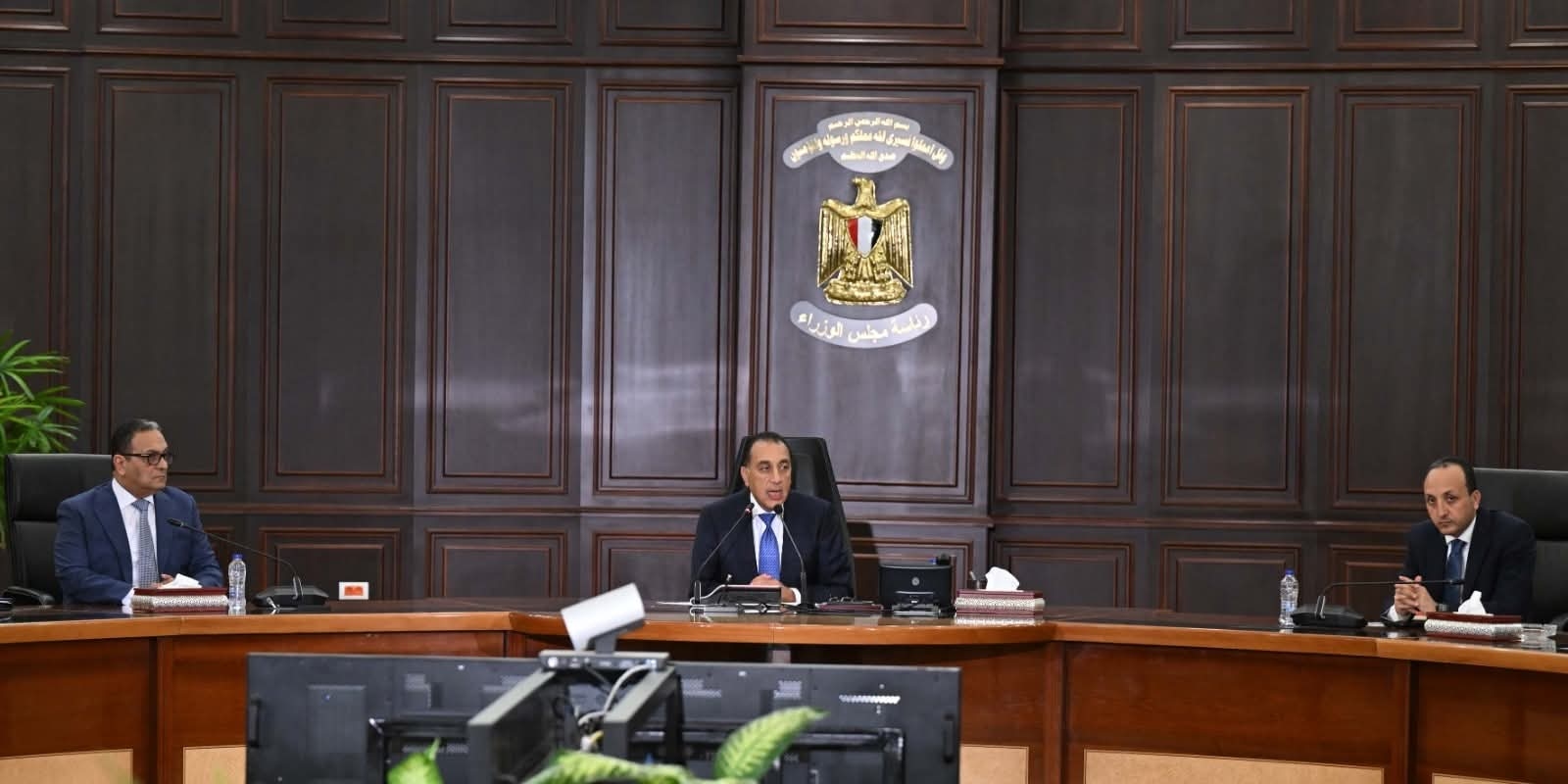 رئيس الوزراء: الموارد المحلية من العملة الصعبة لتغطية الاستخدامات والإنفاق على احتياجات الدولة