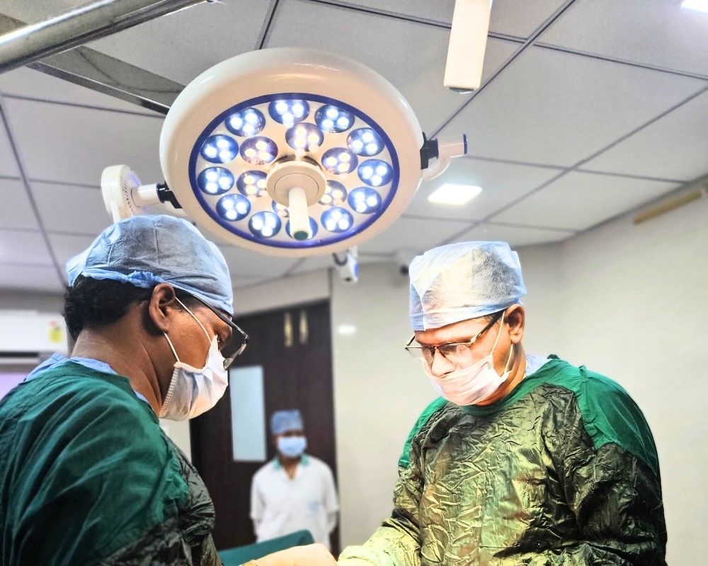 Big Hernia, No Worries – Complex Hernia Surgeries Now Possible at Varad Multispeciality Hospital, Punawale