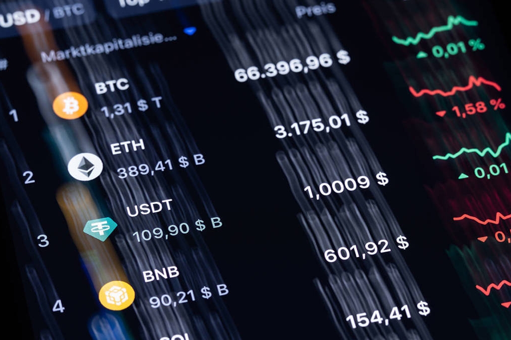 هل يأتي التنظيم الـفَـعّال للعملات المشفرة أخيرا؟