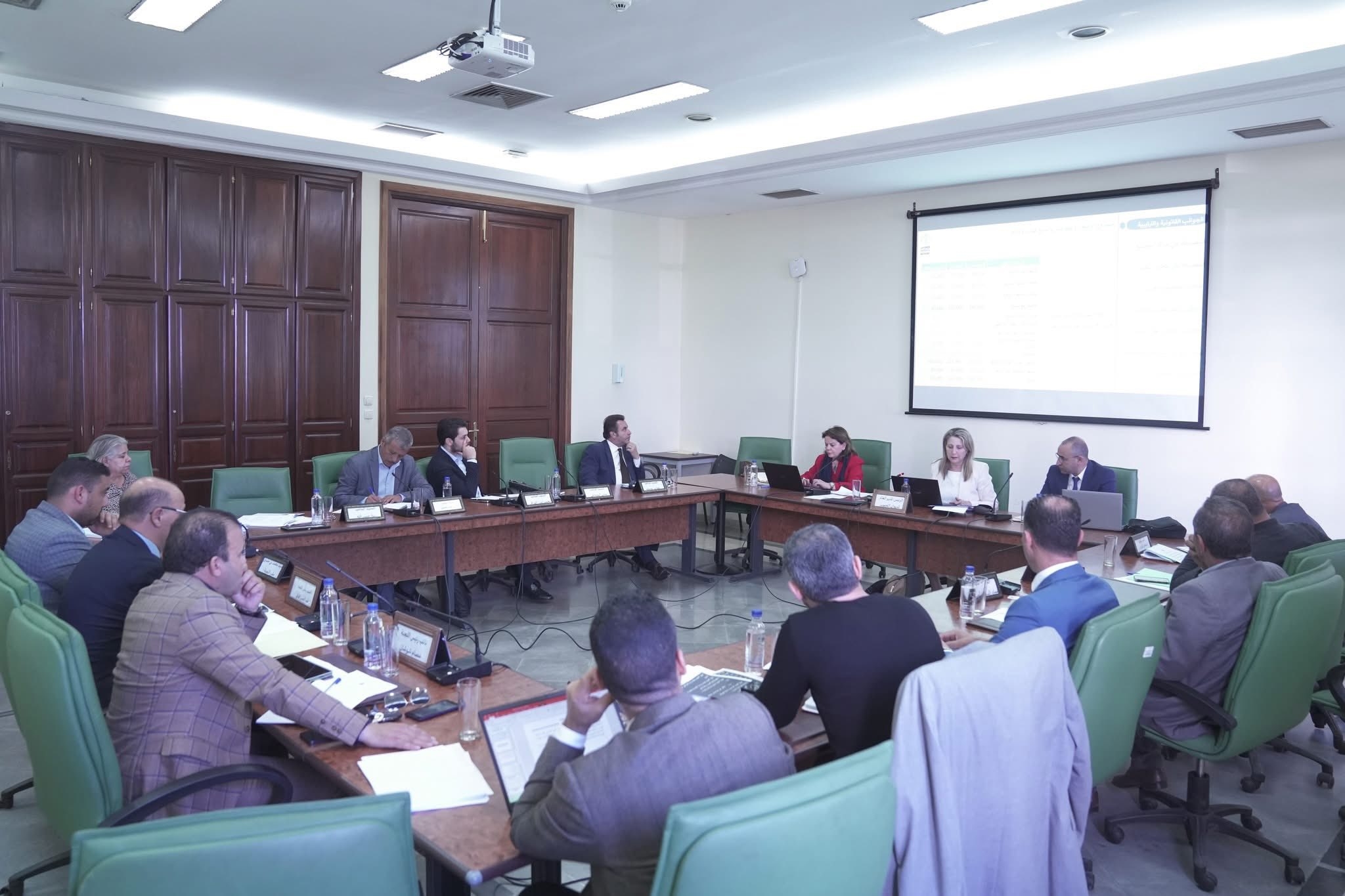 لجنة المالية والميزانية تستمع إلى الرئيسة المديرة العامة لديوان الحبوب