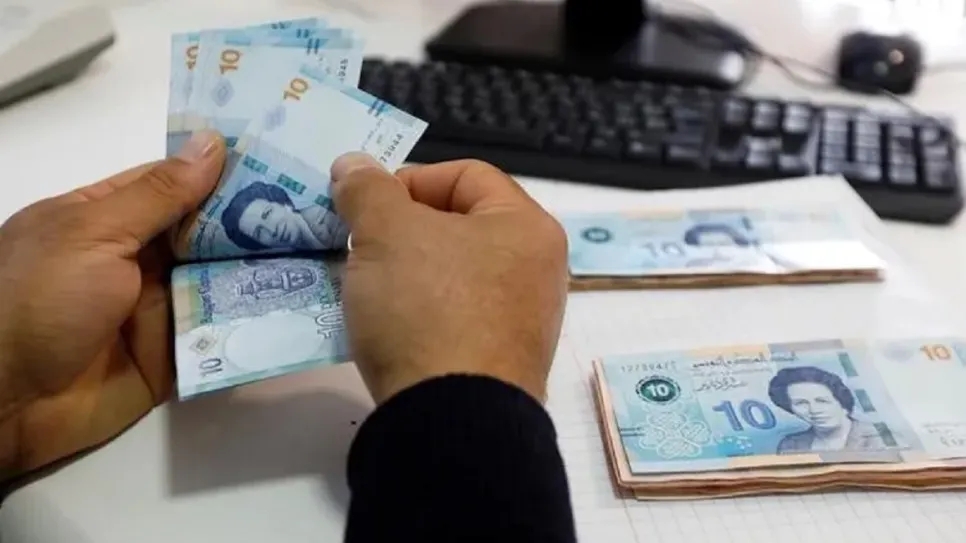 تراجع القروض البنيكة غير المهنية من 851 مليون دينار إلى 569.3 مليون دينار
