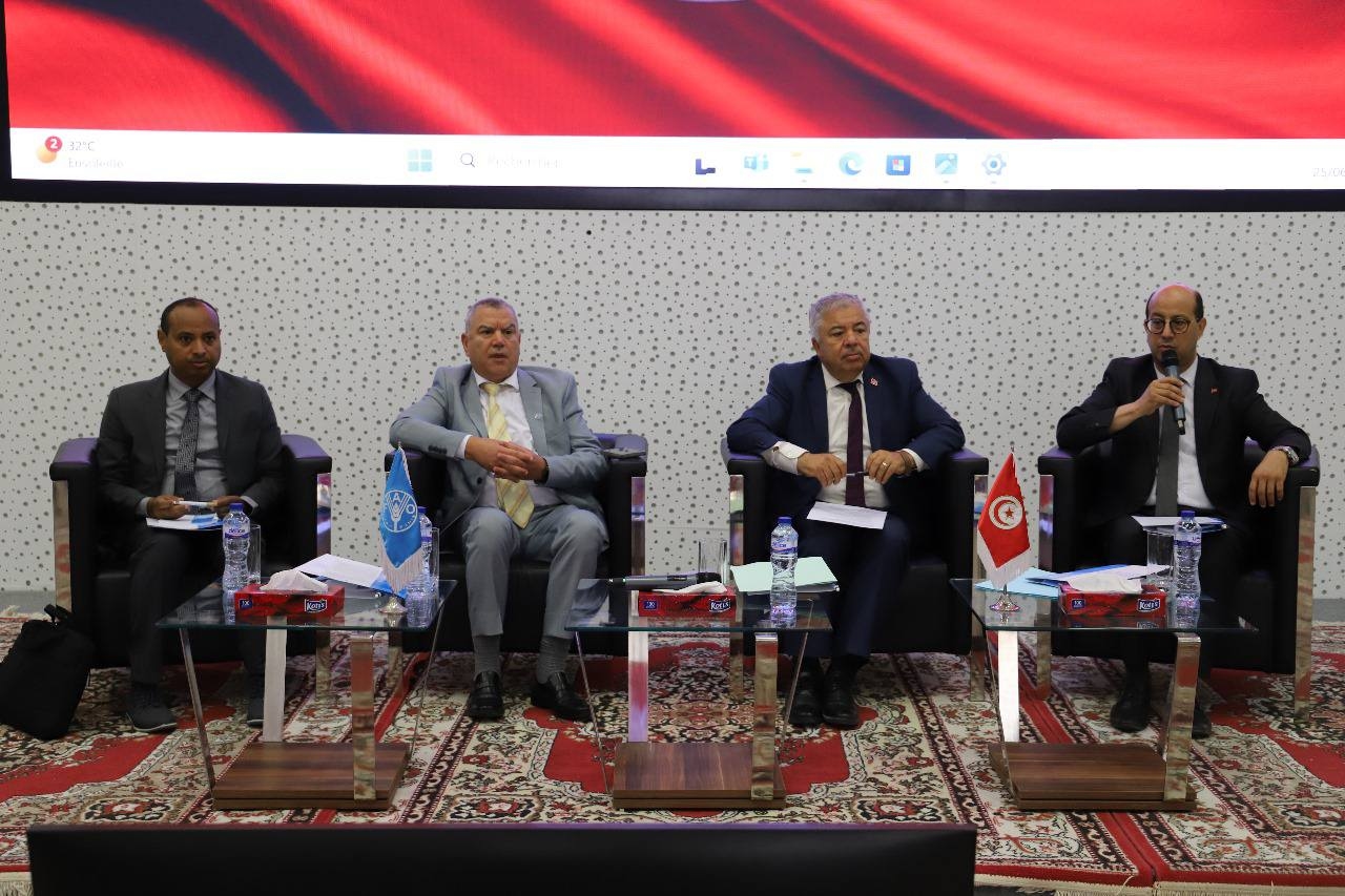 ورشة عمل حول إطلاق مشروع "TEC EAU" تحت عنوان تحديد التقنيات المبتكرة المعدّة لتحسين تعبئة الموارد المائية في تونس في ظلّ ندرة المياه
