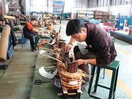 Economic woes in Laos drive workers overseas