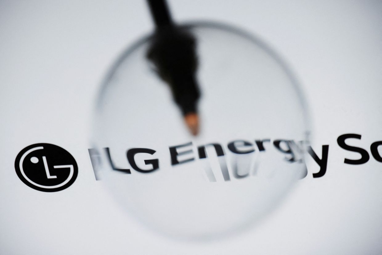Trump's 145% tariff on Chinese batteries opens door for Korean rivals
