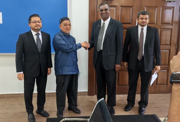 Penang PAS leader apologises to Rayer over racism claims