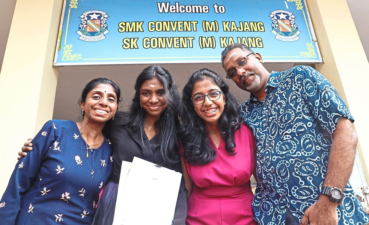 Students share secrets to getting top scores