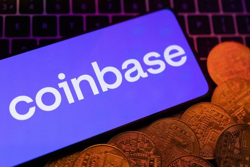 Coinbase waives fees on PayPal's stablecoin in crypto payments push