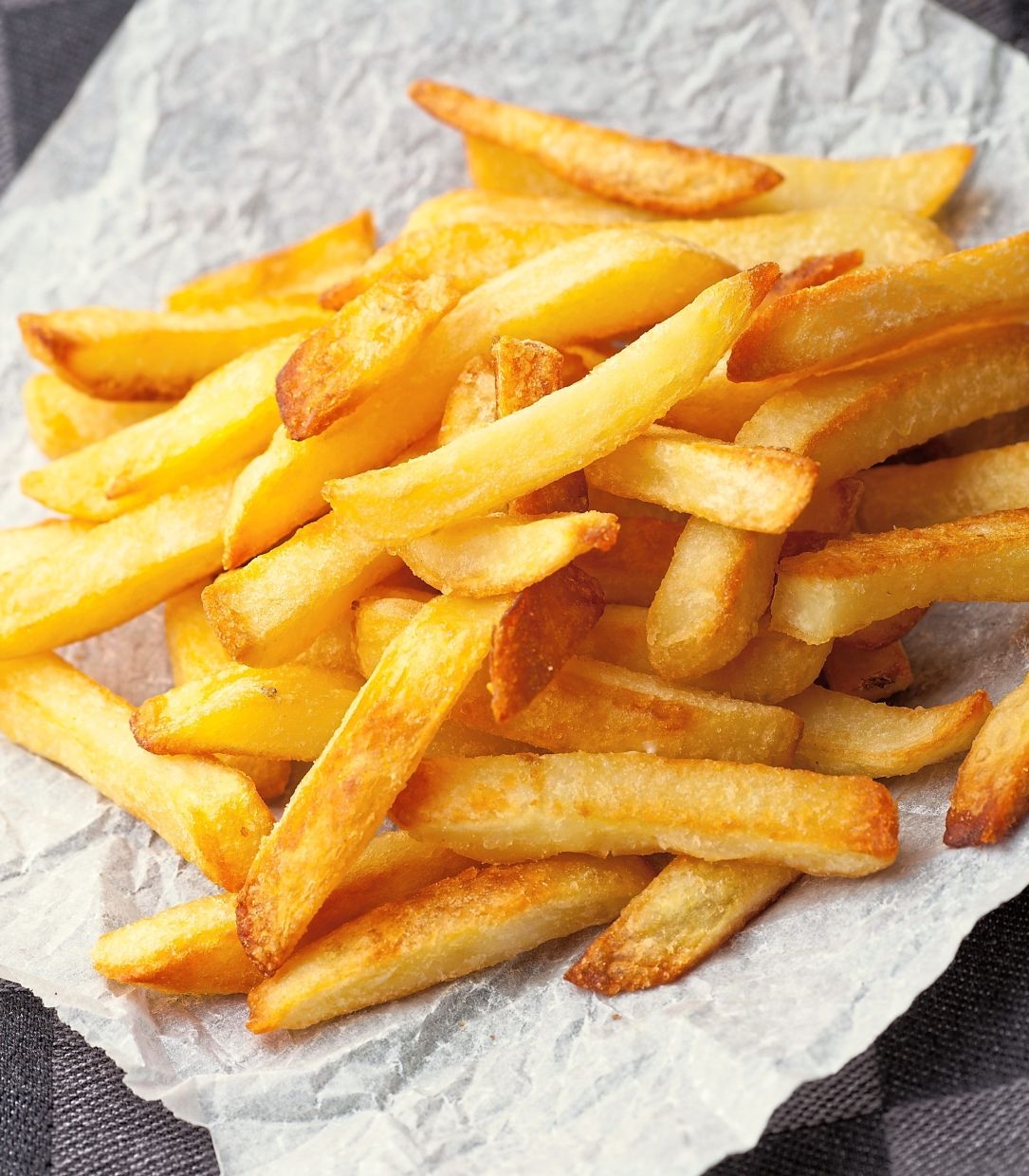 Fries at mum's, burritos at dad's: How kids learn to cope through food