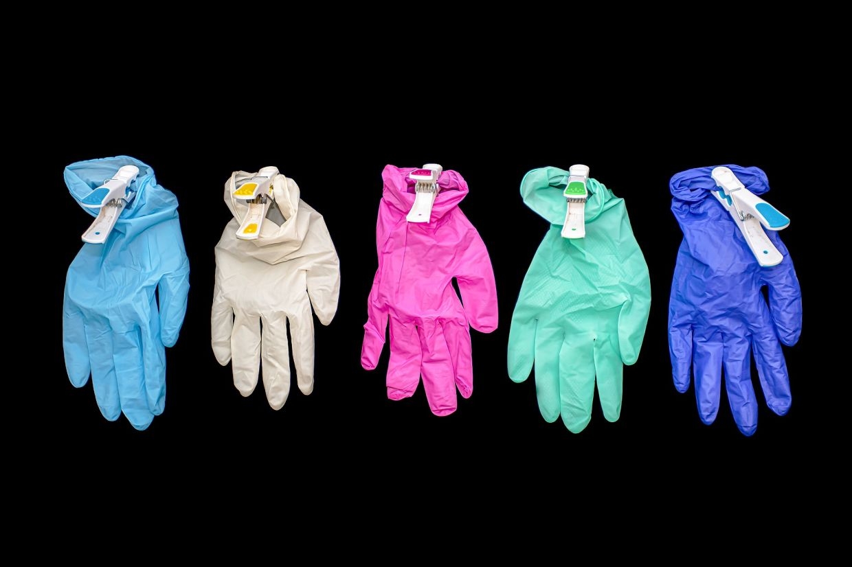 Only locally produced rubber gloves allowed for export, says govt