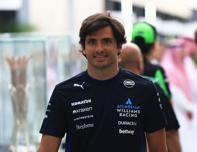 Motor racing-Madrid F1 circuit can be the world's best, says Sainz