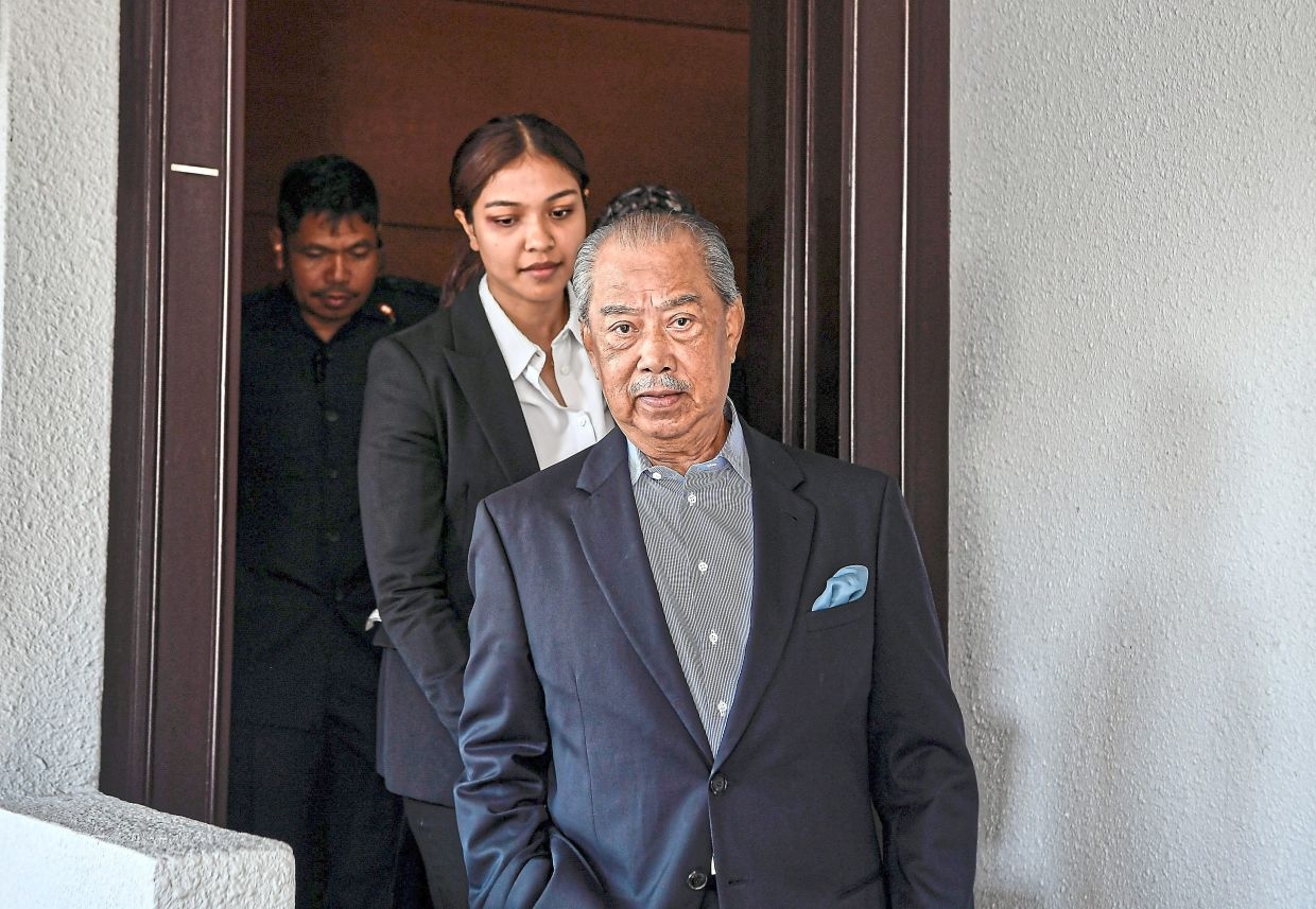 Court lets Muhyiddin visit family