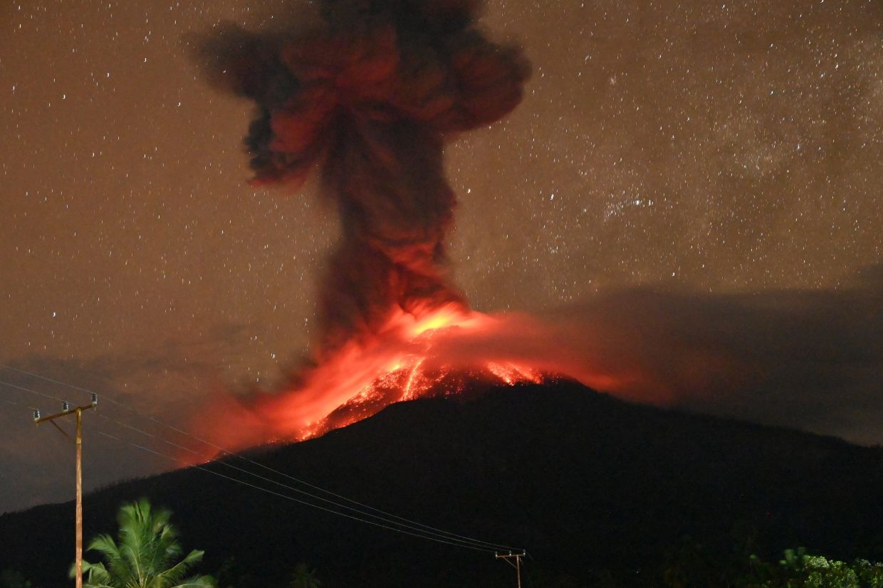 New eruptions at Indonesia's Lewotobi Laki-Laki volcano