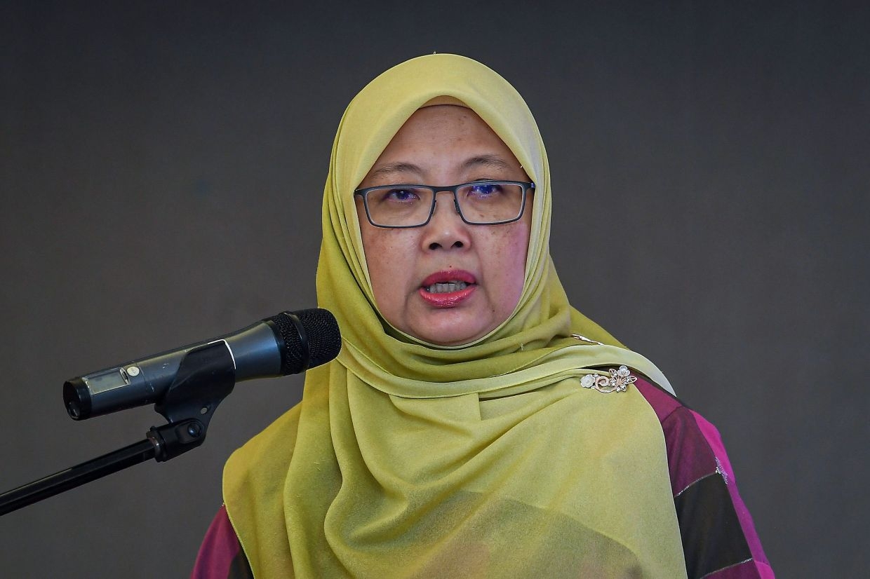 Media key in shaping perception of gov't initiatives, says Dr Zaliha
