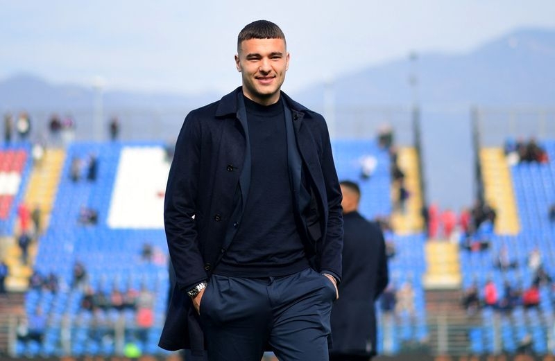 Soccer-Napoli's Buongiorno out with adductor injury