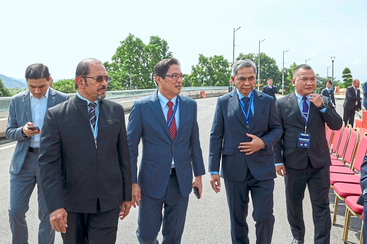 Ismail Sabri probe now at 20%