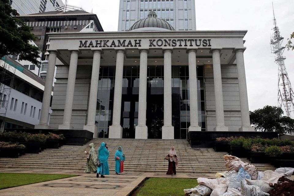 Indonesian court bans govt, company from defamation complaints