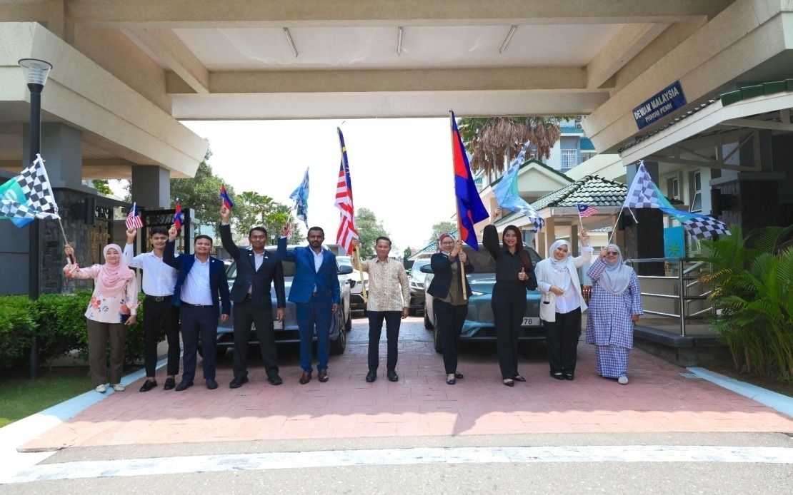 Asean Unity Drive 2025 convoy leaves Phnom Penh