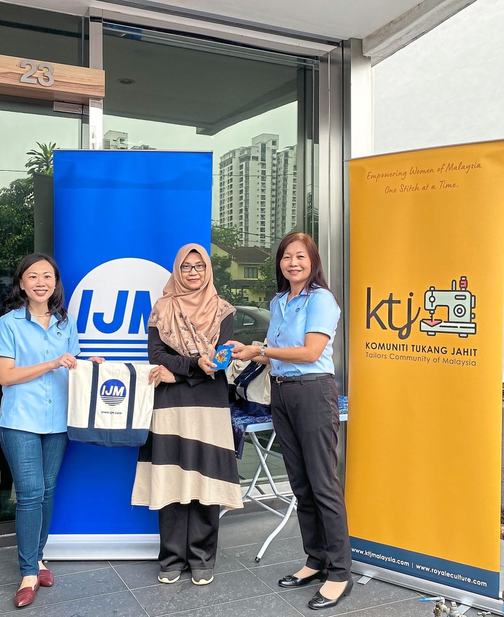 Company raises over RM18,000 in support of B40 community of women tailors