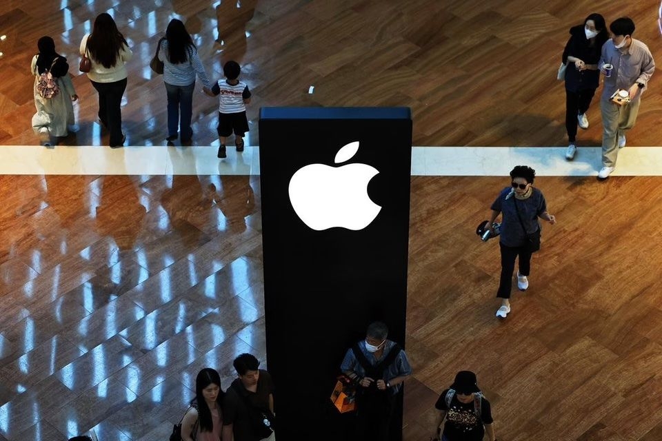 Apple ranks first among Singapore's best employers