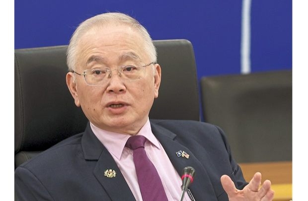 Dr Wee warns of scammers using his name on social media