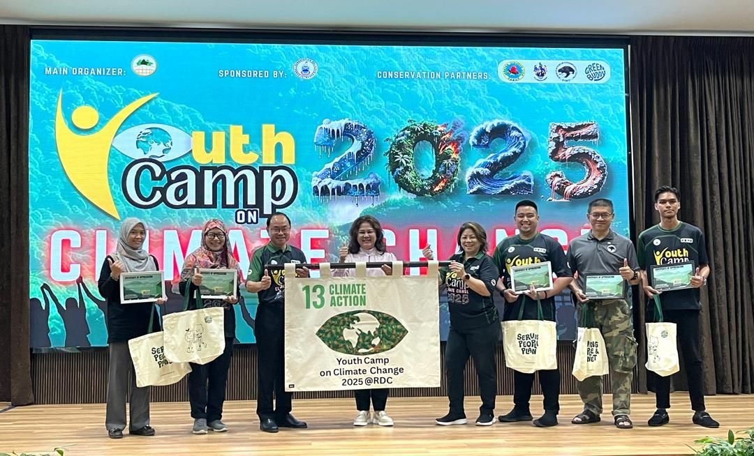 Youth camp takes learning out of the classroom and into Sabah's rainforest