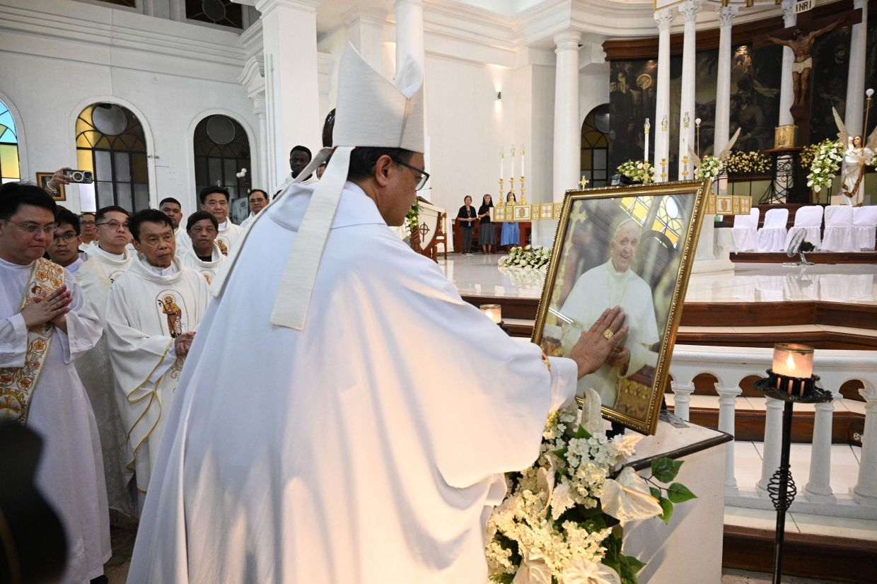 Catholic Bishops Conference of the Philippines head on Trump pope tweet: Insensitive, not funny