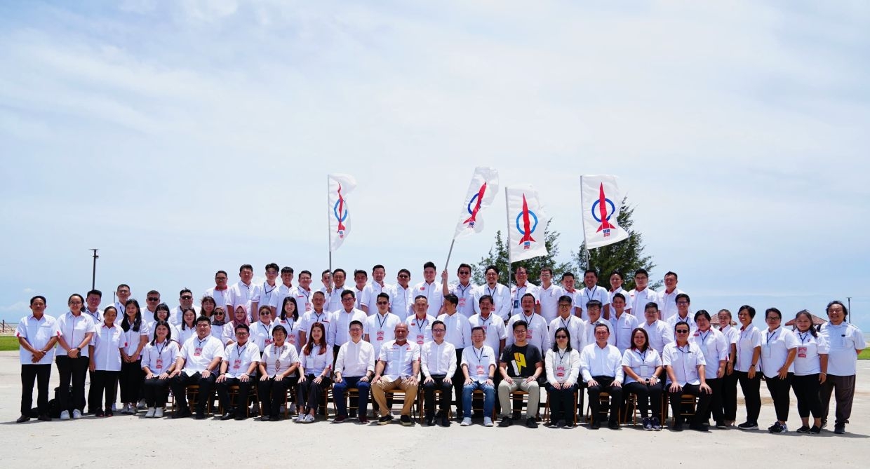 Put solutions and results before politics, Phoong tells Sabah DAP members