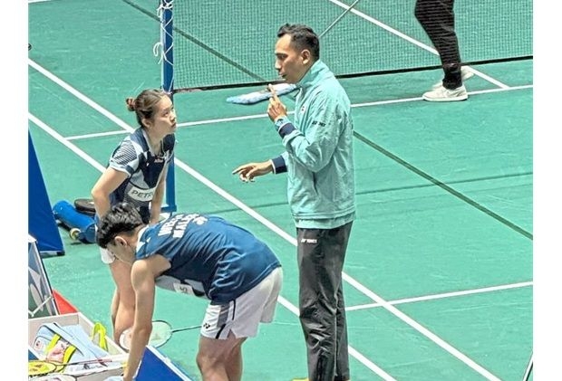 Hazwan is one of a kind as he mixes up his coaching role
