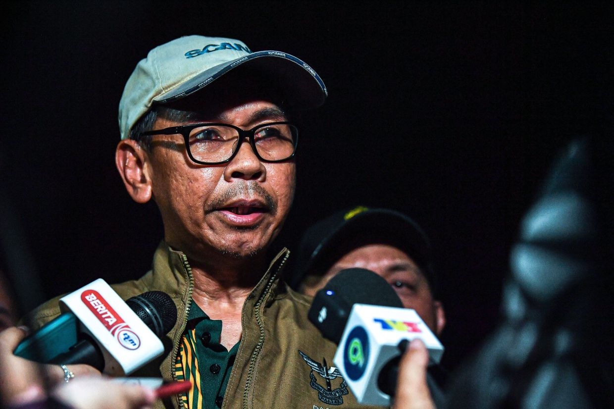 Immigration officers hurt during KL raids