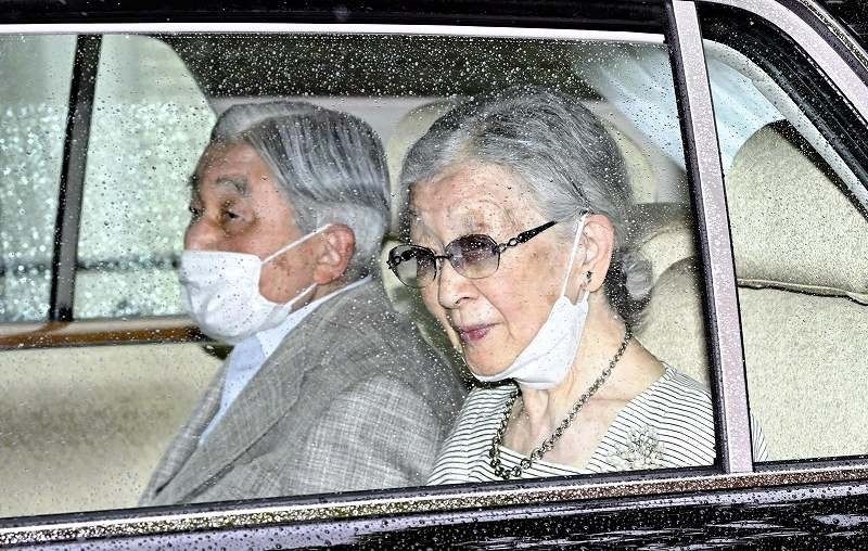 Japanese Emperor Emeritus Akihito hospitalised for heart exam
