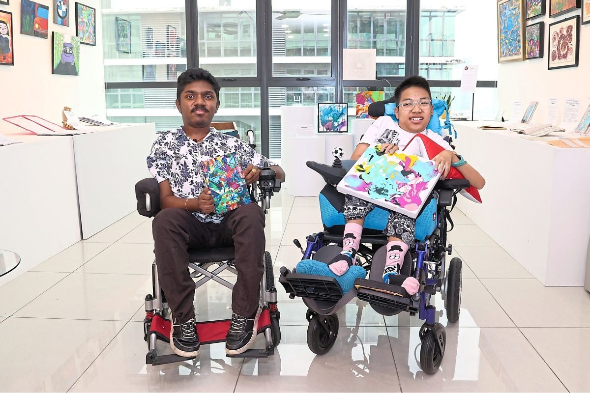 Young artists with disabilities reach for their dreams through art