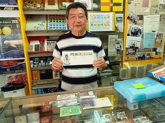 Sarawak society promotes stamp collecting in schools