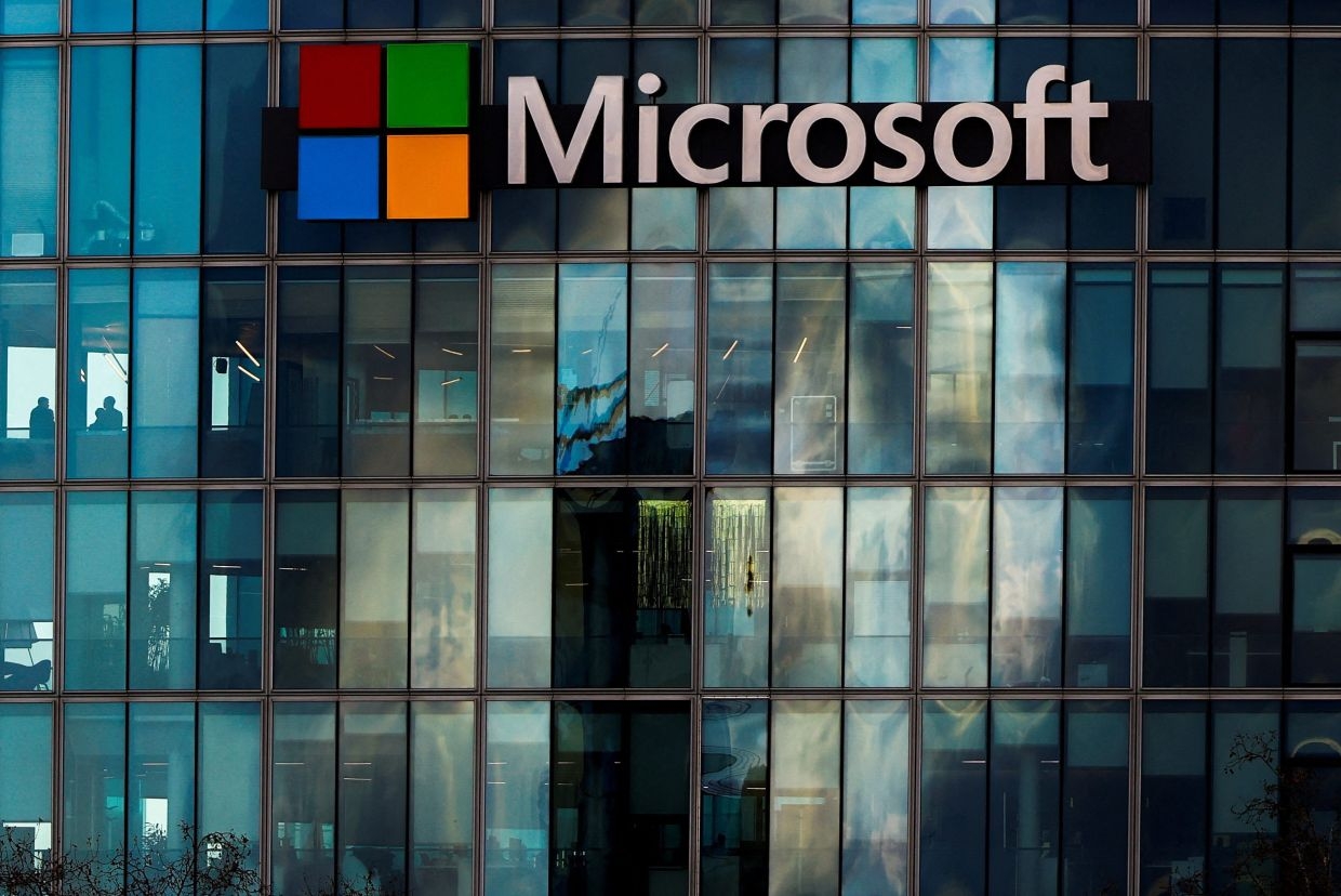 Microsoft debuts lower-end Surface devices to push AI tools