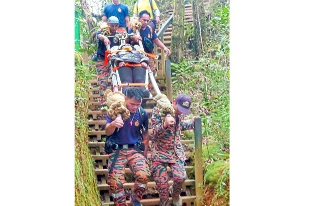 Woman injured while descending Mt Kinabalu