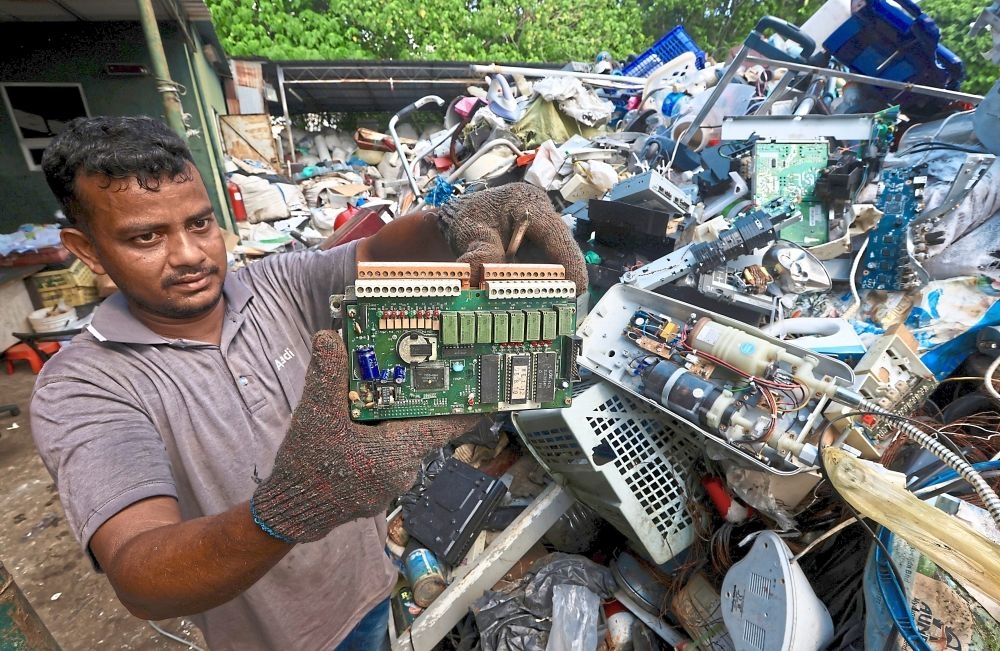DoE: Growing amount of e-waste alarming