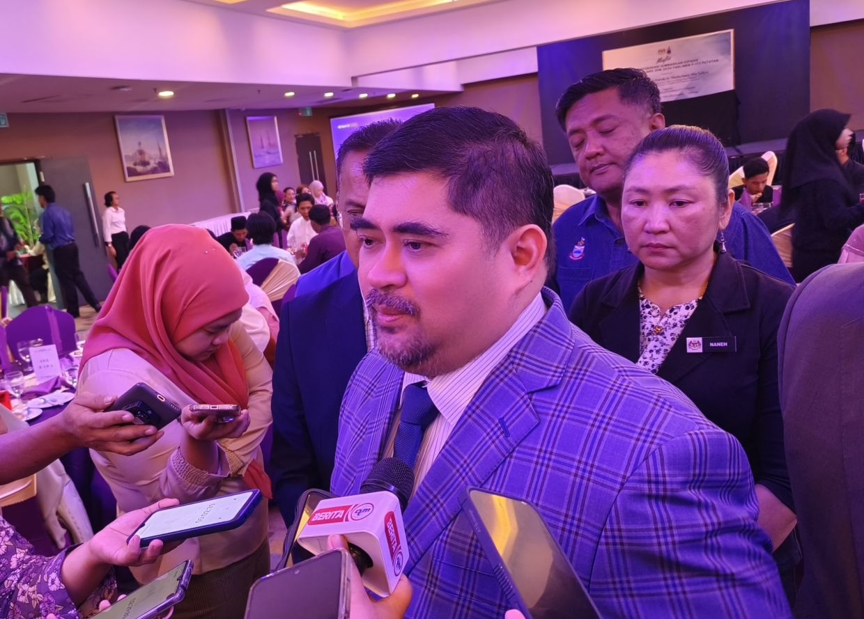 Pan Borneo Highway progress under constant watch, says Shahelmey