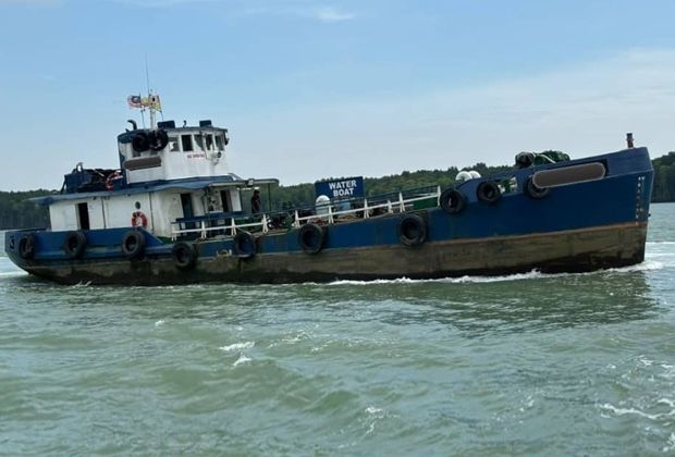 Cargo vessel detained in Selangor waters
