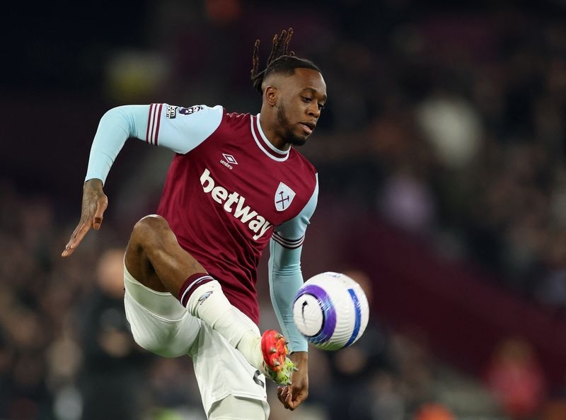 Soccer-West Ham's Wan-Bissaka called up to play for DR Congo