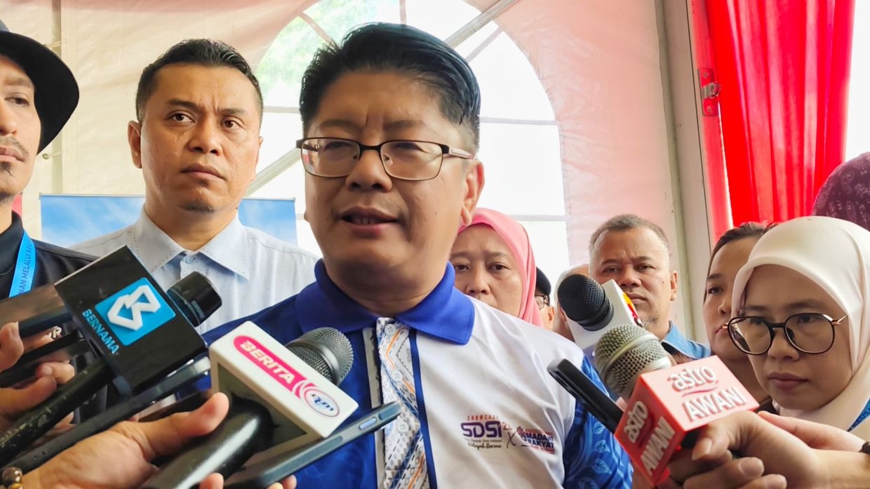 Kuskop launches one-district, one industry showcase in Borneo