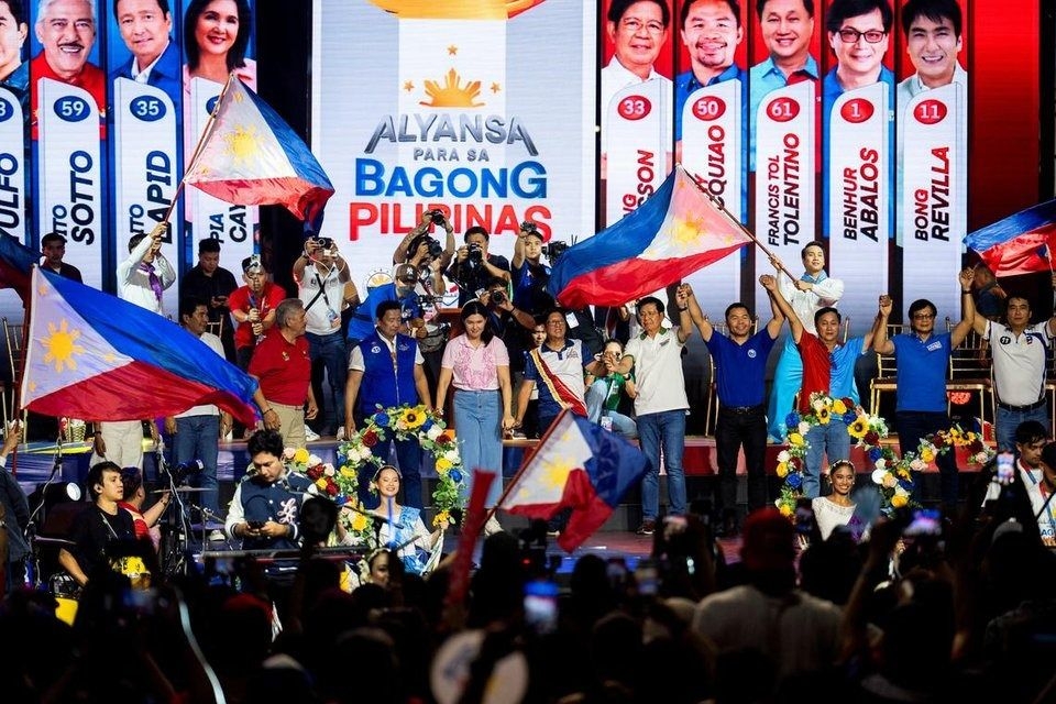 China takes centre stage in Philippines' feisty midterm election