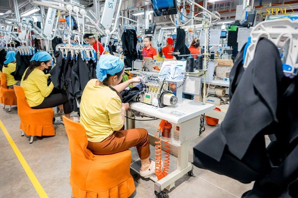 Cambodia's export up 14% during January-April period