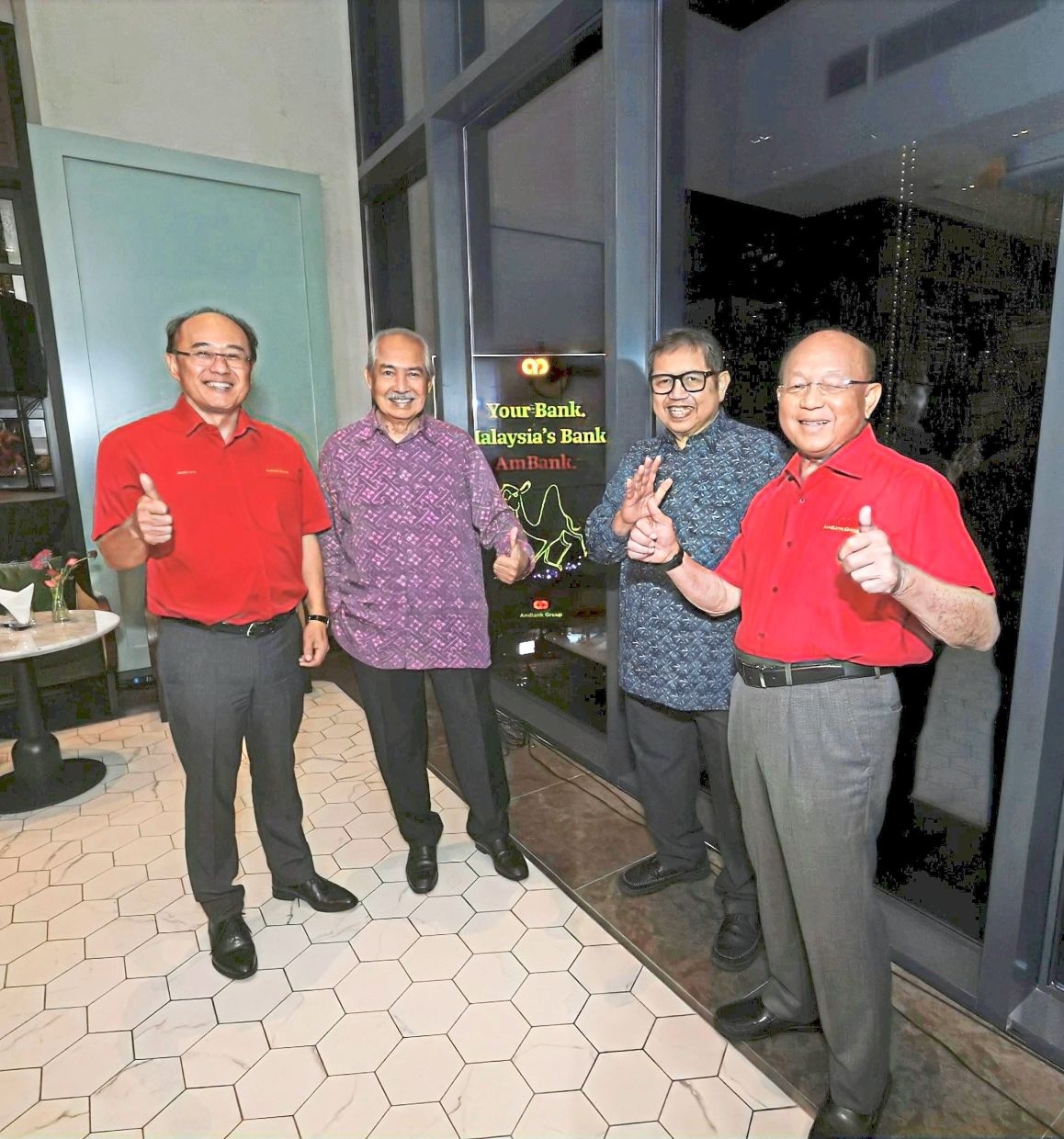 LAT'S ART LIGHTS UP LEGACY