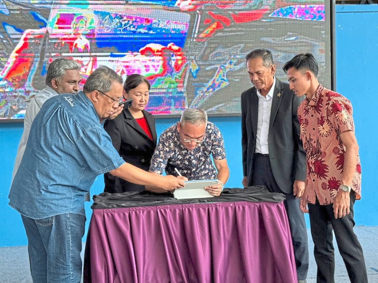 Alumni raising funds to upgrade 115-year-old Melaka school
