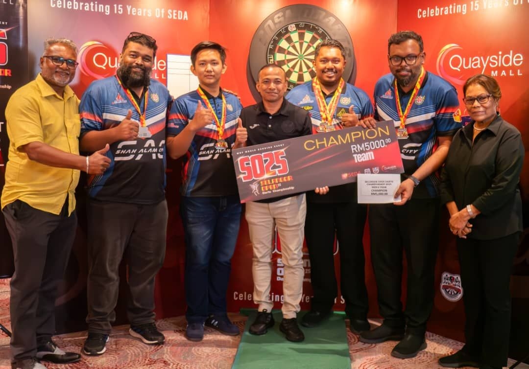 Shah Alam City overcomes top opponents to snatch the prized team crown at the prestigious Selangor Open Darts Championships
