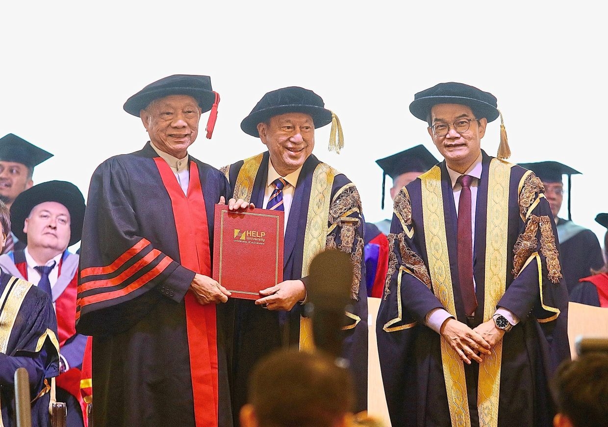 University marks 39 years with grand convocation
