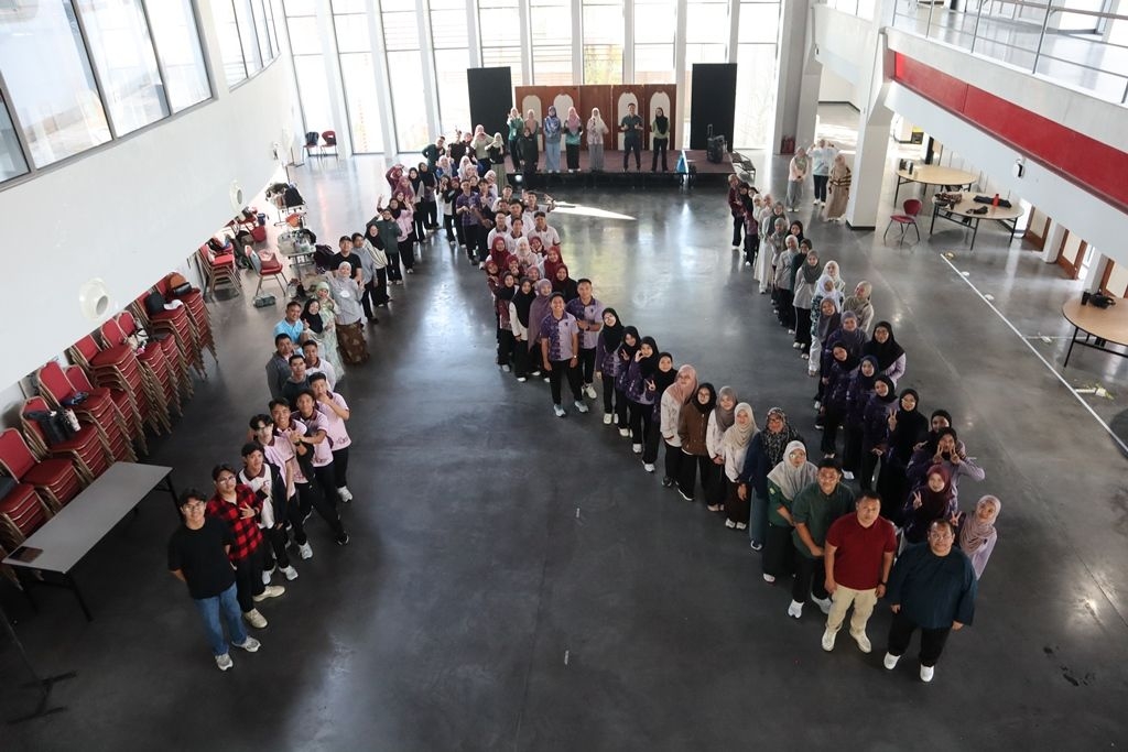 Universiti Brunei Darussalam salutes nurses and midwives' contributions