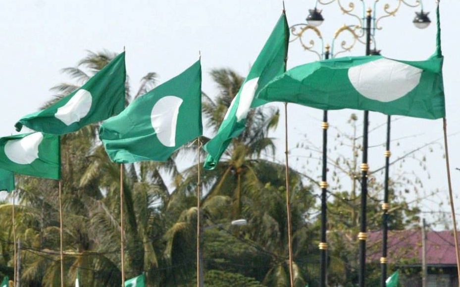 Terengganu PAS apologises for jalur Gemilang error in event logo