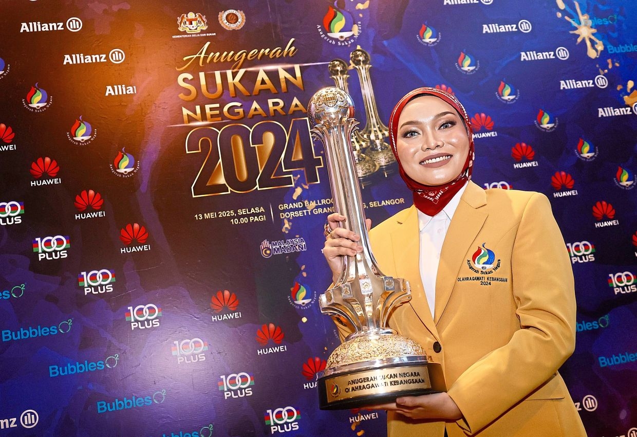 National award bowls Farah over after year of enduring tough times