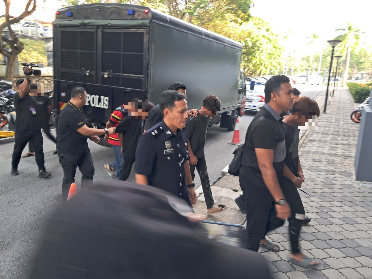 Youths claim trial to causing grievous hurt, rioting in Seremban